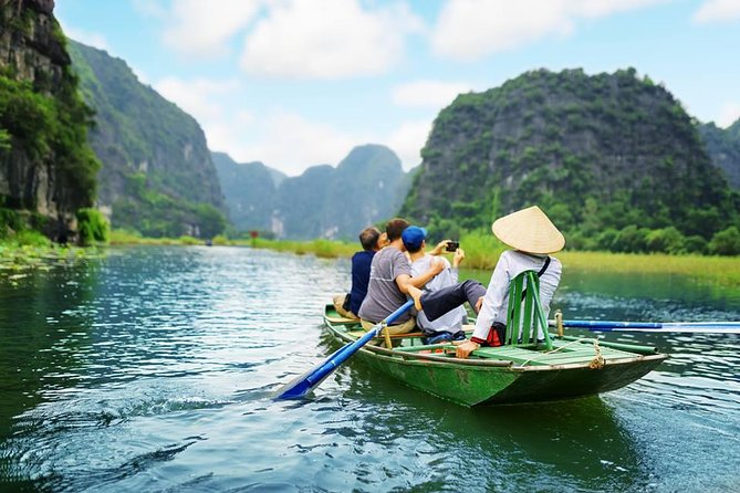 Days 5 / Hanoi Halong Ninh Binh Tour (3-Star Package) 31 dec to 28  jan 2025